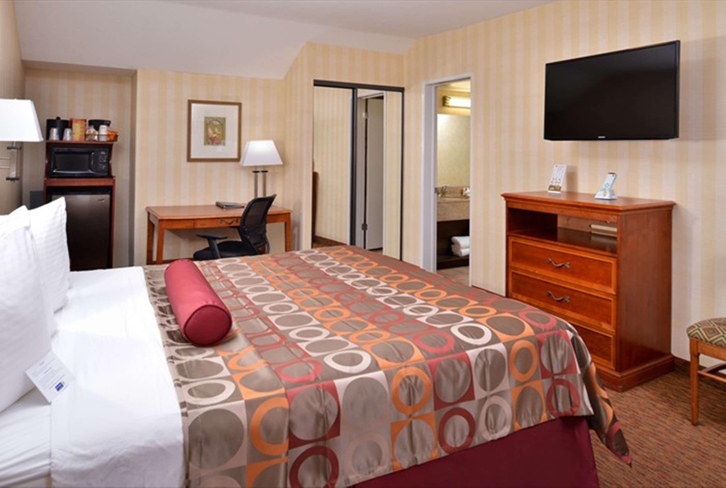 Best Western Plus Raffles Inn & Suites Anaheim Luaran gambar