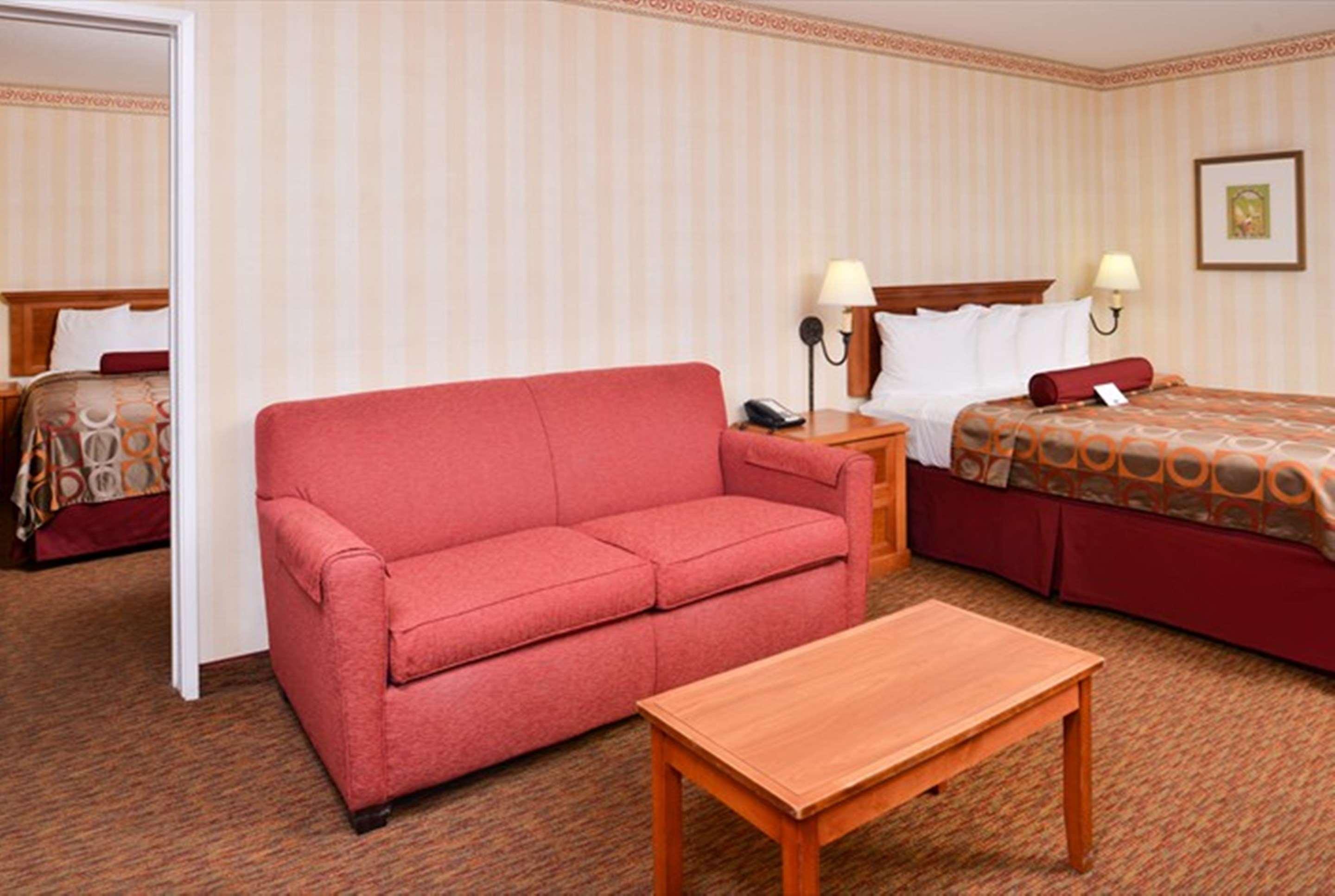 Best Western Plus Raffles Inn & Suites Anaheim Luaran gambar